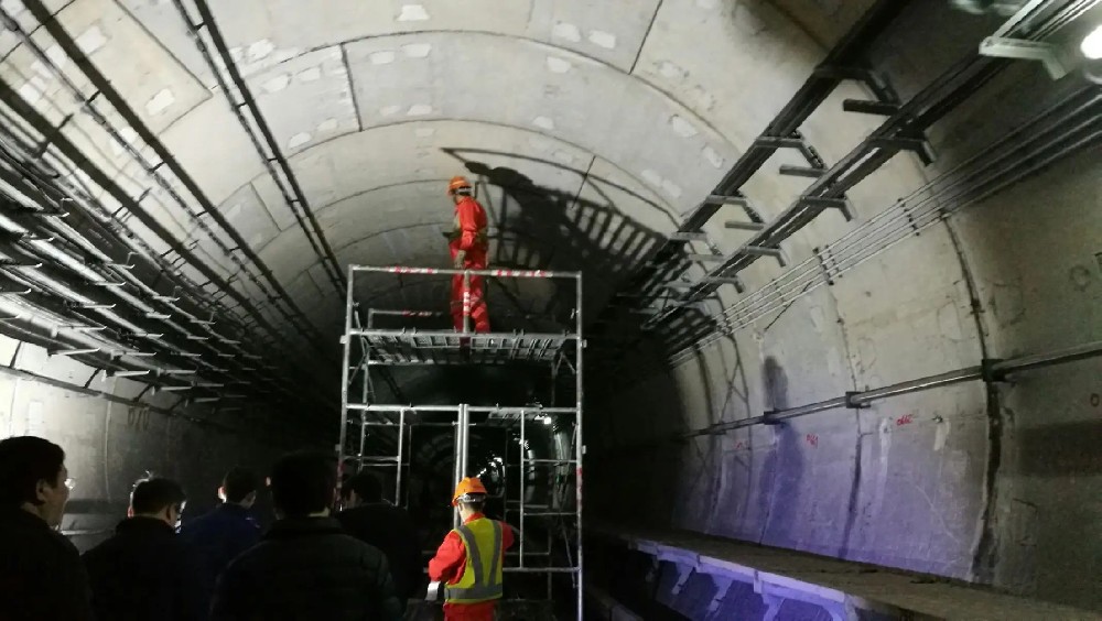 文峰地铁线路病害整治及养护维修